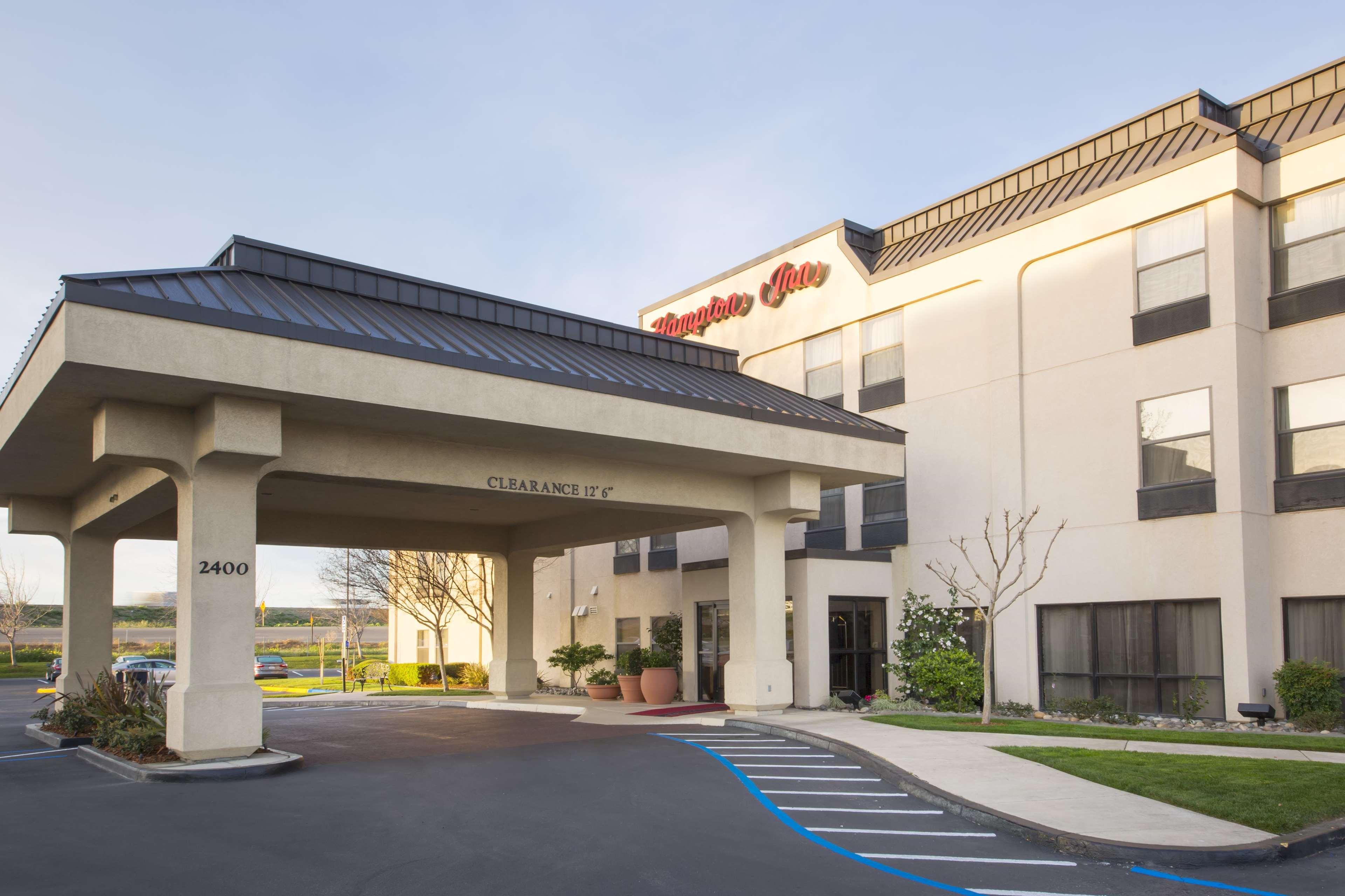 Hotel Hampton Tracy
