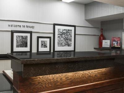 Hotel Hampton